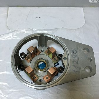 Щеточный узел в корпусе QD 2749 H