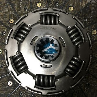 Диск сцепления DZ1560160020