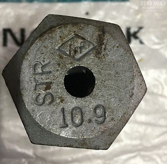 Болт буксы рессоры под шплинт 24*50