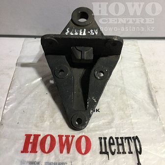 Кронштейн рессоры передней подвески задней SZ970000021